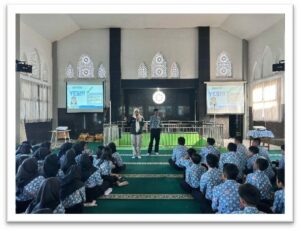 BNN Kota Malang Adakan Penyuluhan Bahaya Narkoba di Sembilan Sekolah pada Kegiatan MPLS BNN Kota Malang Adakan Penyuluhan Bahaya Narkoba di Sembilan Sekolah pada Kegiatan MPLS