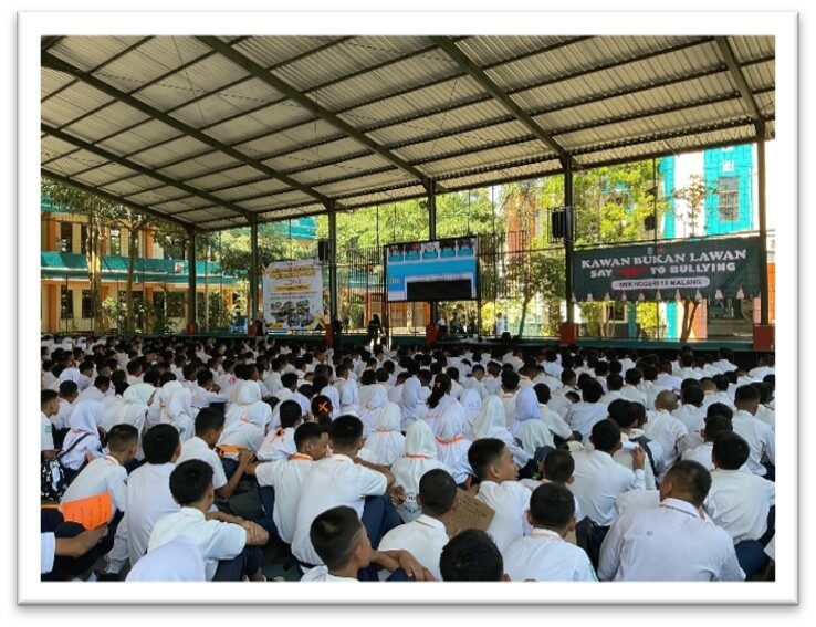 BNN Kota Malang Gelar Penyuluhan Bahaya Narkoba dalam Rangka MPLS di Enam Sekolah BNN Kota Malang Gelar Penyuluhan Bahaya Narkoba dalam Rangka MPLS di Enam Sekolah