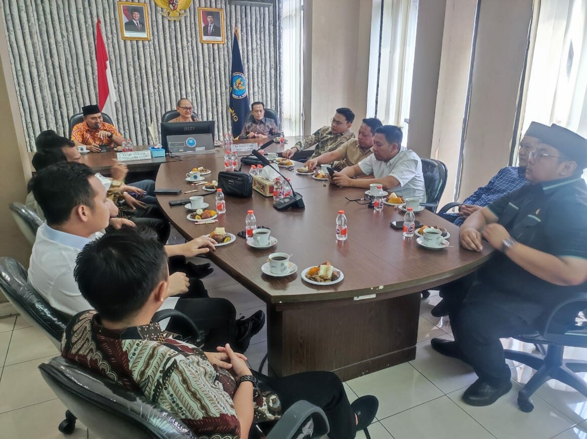 BNN Kota Malang Terima Kunjungan Kerja Komisi A DPRD Jawa Timur Bahas Implementasi Perda Fasilitasi P4GN BNN Kota Malang Terima Kunjungan Kerja Komisi A DPRD Jawa Timur Bahas Implementasi Perda Fasilitasi P4GN